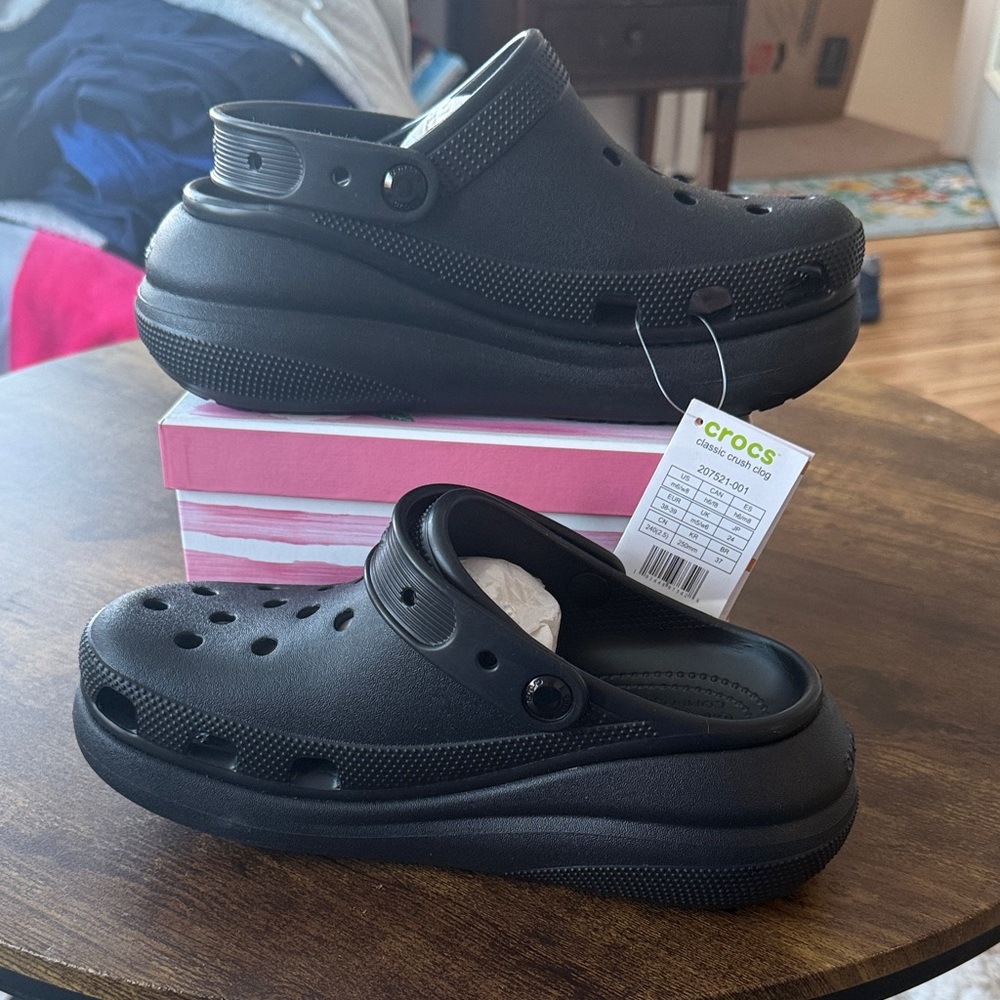 CROCS Black Platform Classic Crush Clog